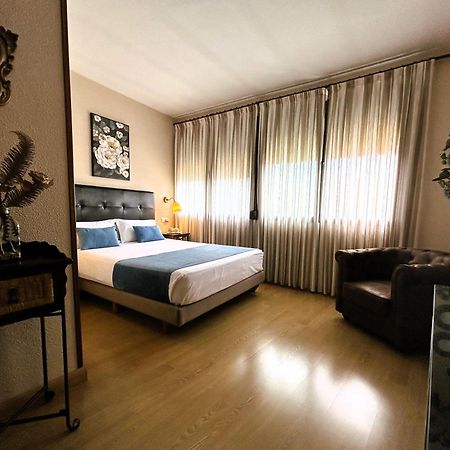 Hostal Rural Moratin Pastrana Εξωτερικό φωτογραφία