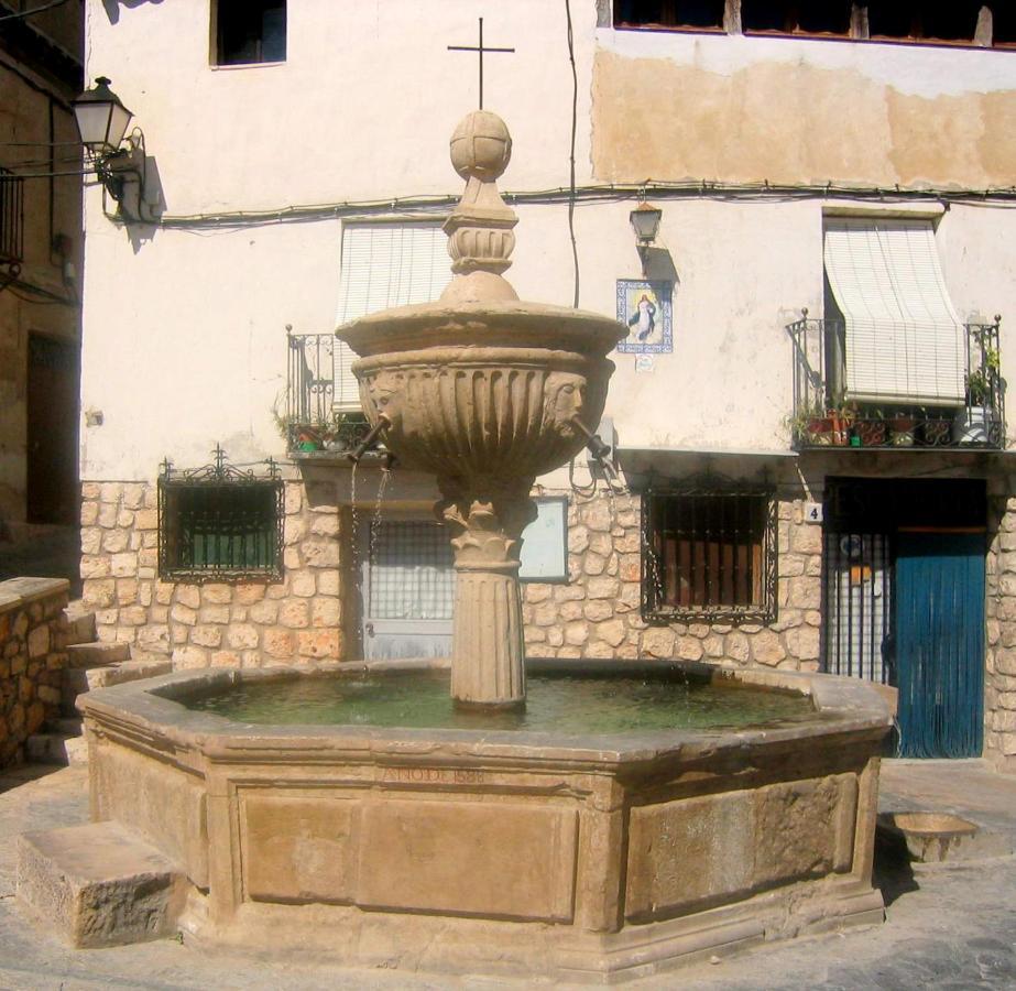 Hostal Rural Moratin Pastrana Εξωτερικό φωτογραφία