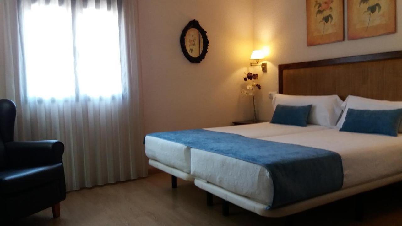 Hostal Rural Moratin Pastrana Εξωτερικό φωτογραφία