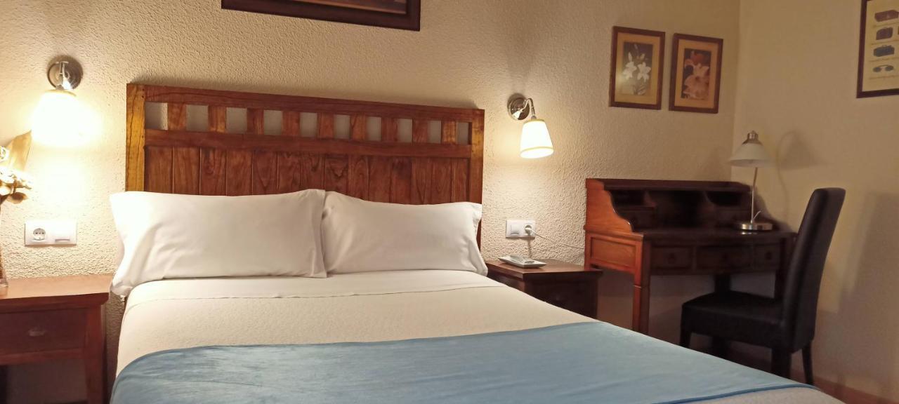 Hostal Rural Moratin Pastrana Εξωτερικό φωτογραφία