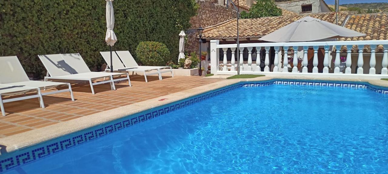 Hostal Rural Moratin Pastrana Εξωτερικό φωτογραφία
