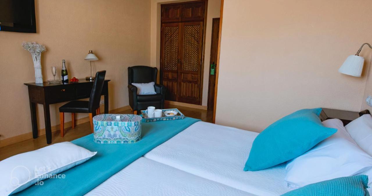 Hostal Rural Moratin Pastrana Εξωτερικό φωτογραφία